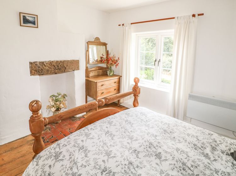 Callow Cottages, listing photograph 11