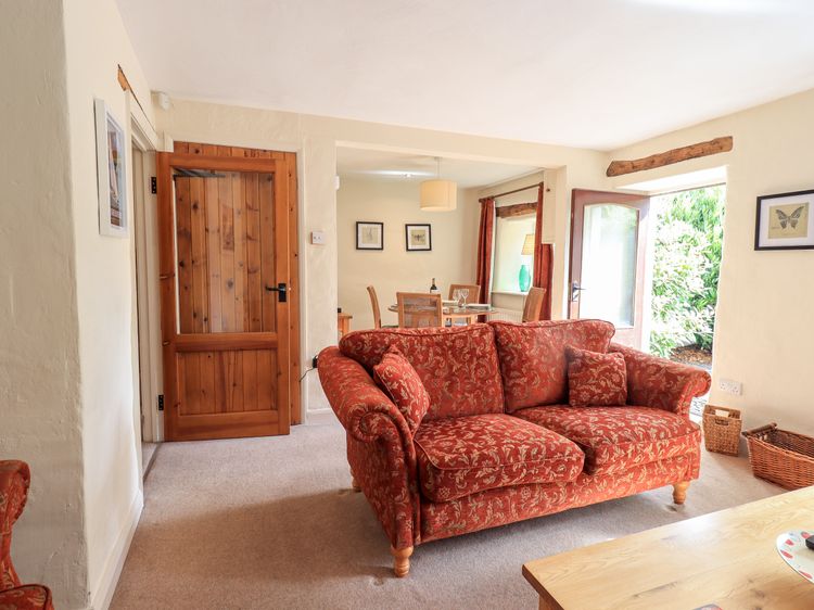 4 Greencross Cottages, listing photograph 4