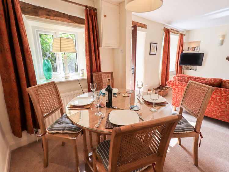 4 Greencross Cottages, listing photograph 6