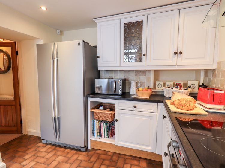 4 Greencross Cottages, listing photograph 11