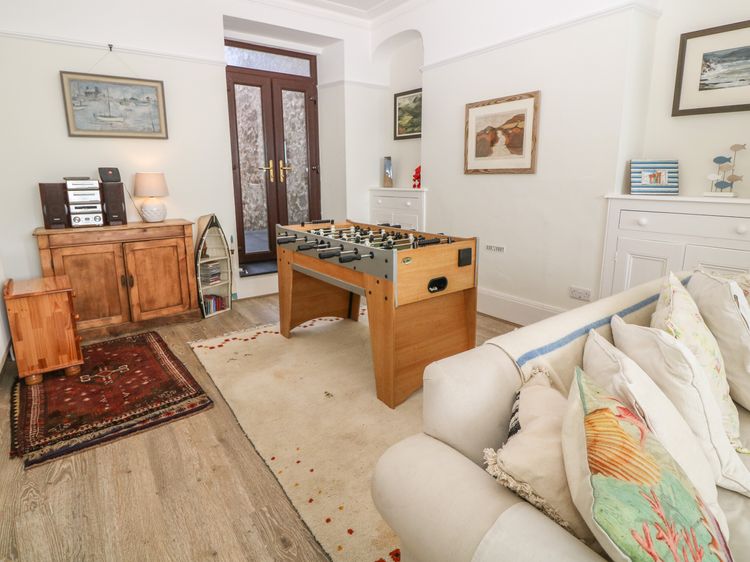 11 Marine Terrace, listing photograph 10