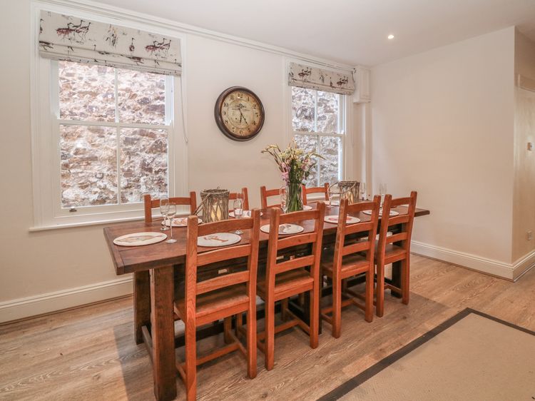11 Marine Terrace, listing photograph 12