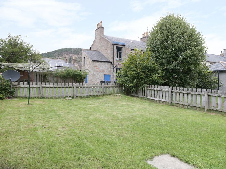 Westwood, listing photograph 11