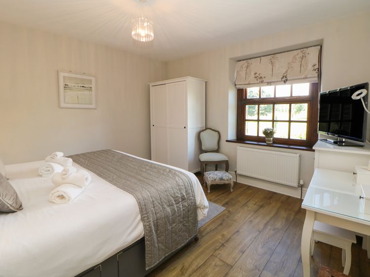 Shenton Cottage, listing photograph 11