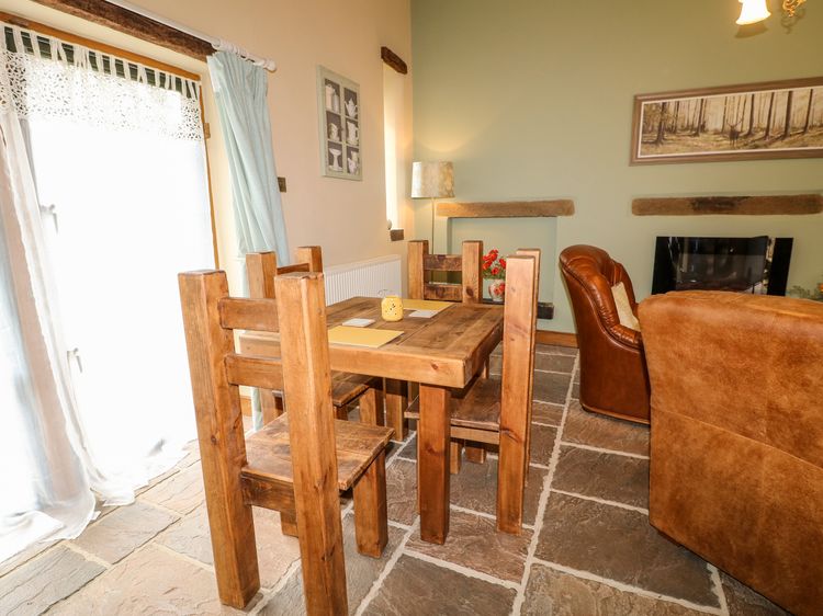 Bluebell Cottage, listing photograph 7