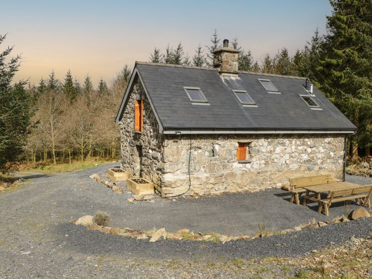 Brithgwm Canol, listing photograph 2