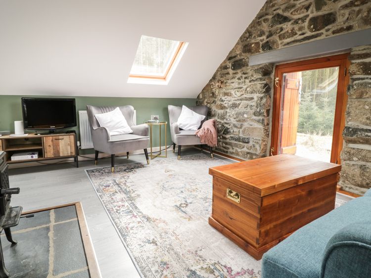 Brithgwm Canol, listing photograph 5
