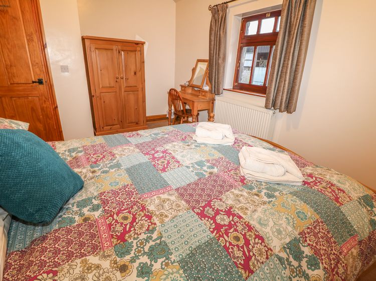 Piggery Place, listing photograph 9