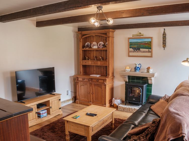 Shires Rest, listing photograph 2