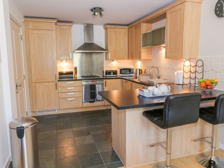 12 Keathbank Court, listing photograph 9