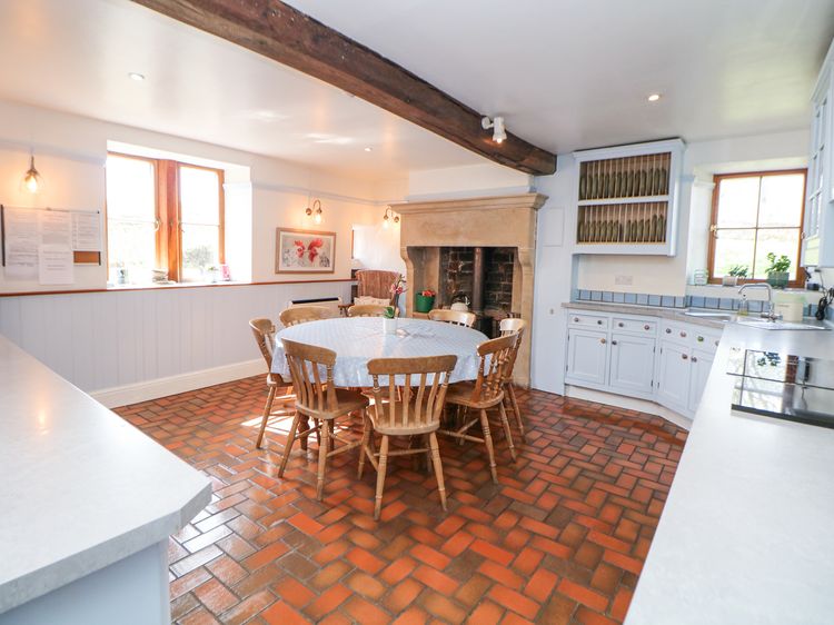 Slade House, listing photograph 9