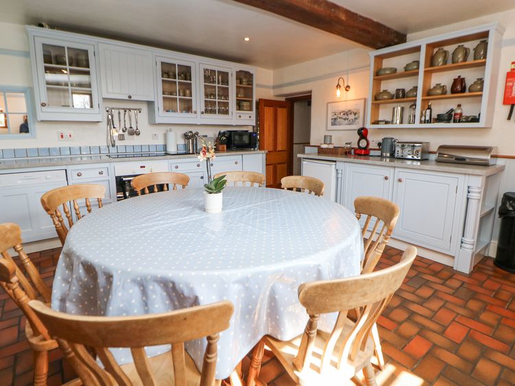Slade House, listing photograph 12