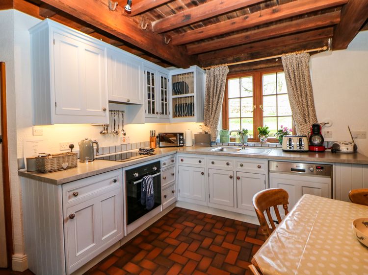 Slade Cottage, listing photograph 9