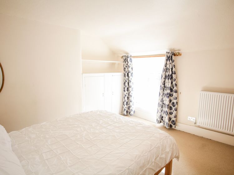 Tudor Cottage, listing photograph 12