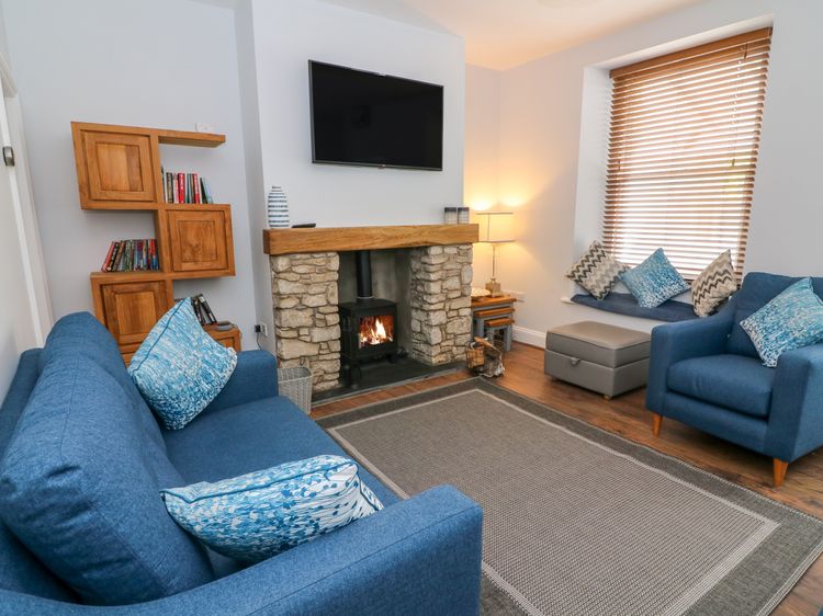 Molly's Cottage, listing photograph 3